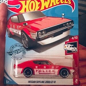 Nissan Skyline 2000 GT-R Hot Wheels New in box